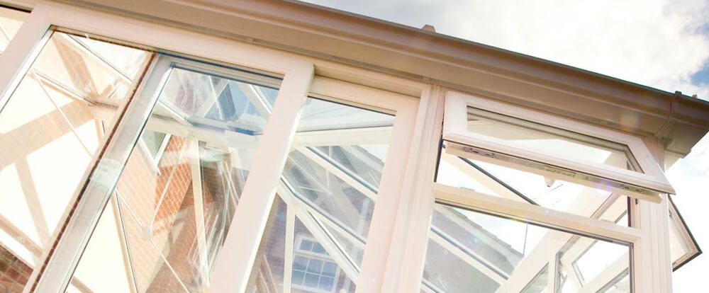 White uPVC Edwardian conservatory